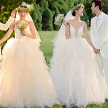 New photo studio high-definition theme clothing wedding photography simple white gauze mesh photo photo forest dress
