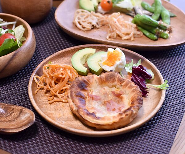Nhật Bản nhập khẩu gỗ keo không tráng gỗ tròn tấm thực phẩm bánh mì ăn sáng khay salad đĩa gỗ tròn
