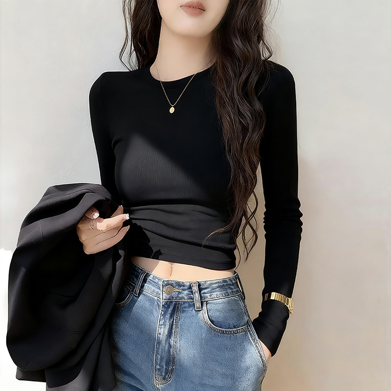 Black Short Base Layer Long-Sleeve T-Shirt for Women, Suitable for Layering in Autumn 2026, New Slim-Fit Crop Top with a Small Round Neck Black Short Base Layer Long-Sleeve T-Shirt for Women, Suitable for Layering in Autumn 2026, New Slim-Fit Crop Top with a Small Round Neck