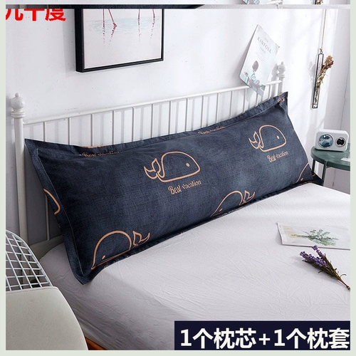 Длинная подушка для влюбленных