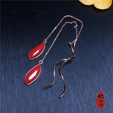 Серьги 忆南红 凉山南红玛瑙川料铁皮包浆鸡血红女耳环锦红耳线18k金镶嵌