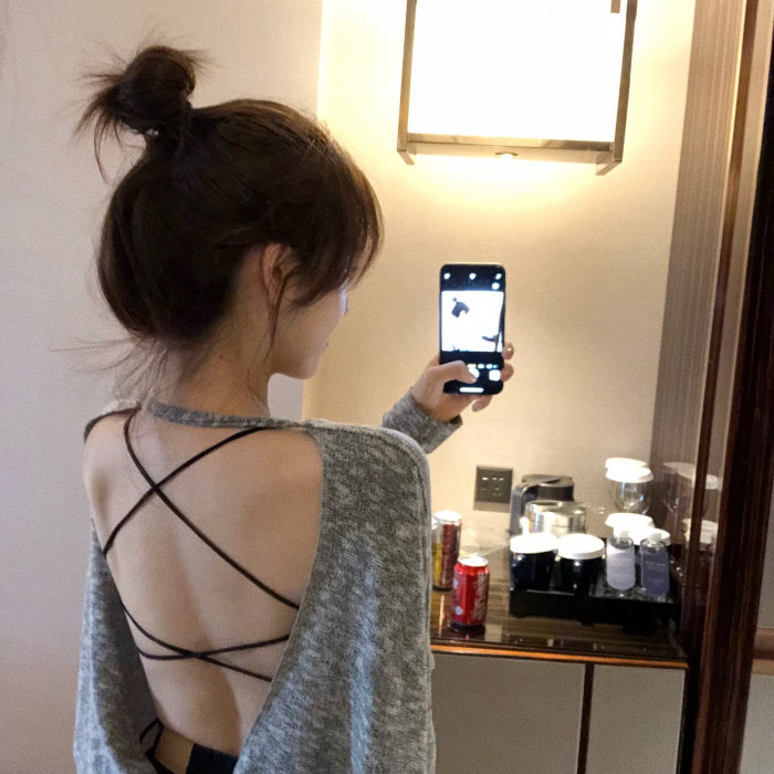 Seaside vacation beach jacket backless bikini blouse long-sleeved hot spring swimsuit for women's thin sun protection clothing