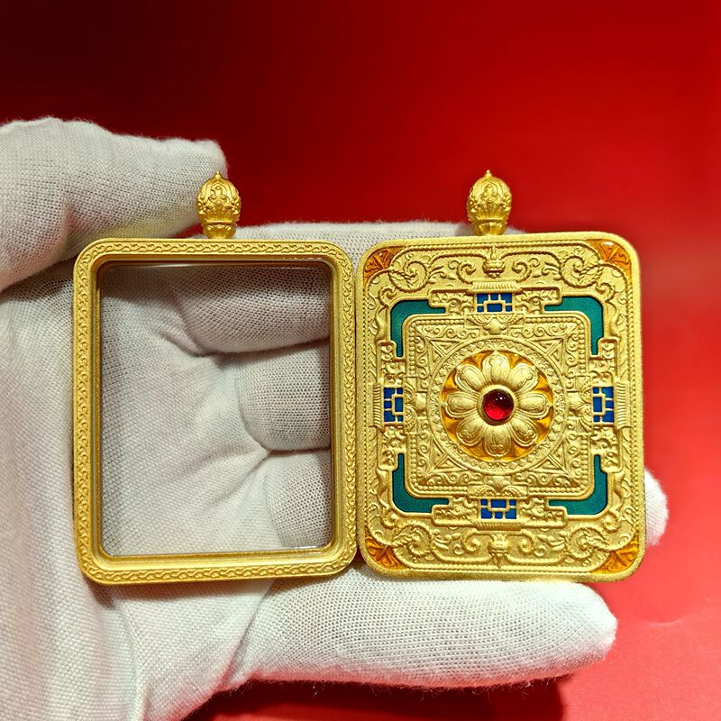 High-Quality Pure Copper Thangka Box Pendant, Finely Crafted Enamel Relief Window 4*5 Ga'U Box Hanging Ornament, Hand-Painted Special Edition