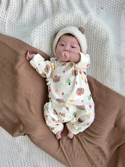 2025新款男童无骨蝴蝶衣宝宝新生儿纯棉爬服连体衣婴儿春秋装哈衣