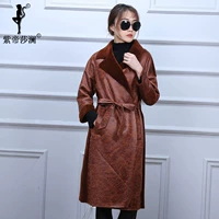 Tím hoàng đế 澜 của phụ nữ 2017 phù hợp với cổ áo cừu cắt fur coat eo slim áo dài YJR71225T3 áo dạ lông thỏ