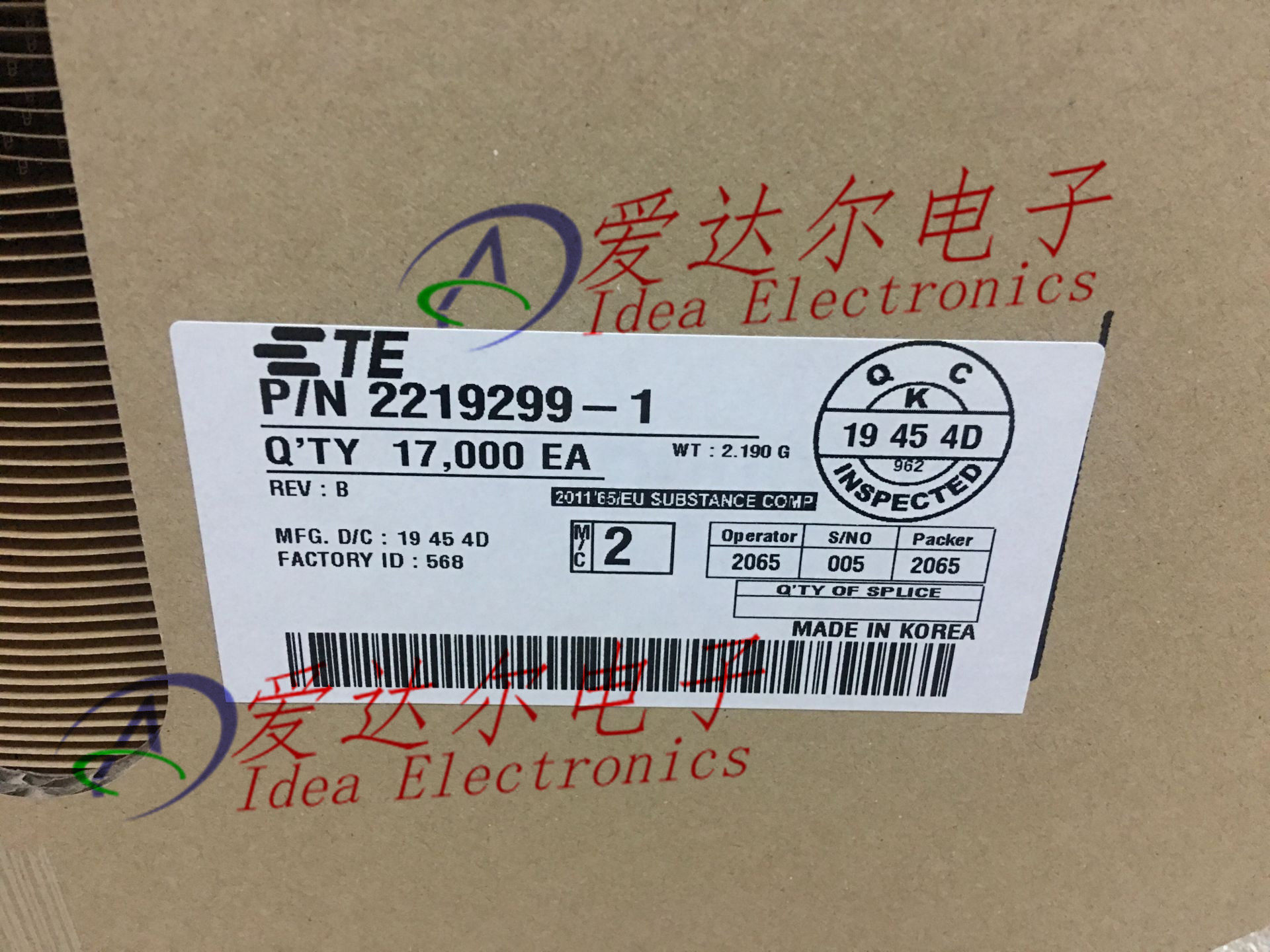 2219299-1 Tyco AMP TE AMP connector terminal tinned pin imported original
