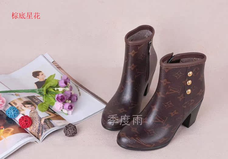 Thời trang giày mưa sanding giả da mặt nữ mưa giày nước mùa thu và mùa đông giày nước mưa giày cao su giày cao gót ủng đi mưa bảo vệ giày
