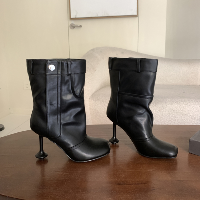 Song Xixi 2026 New Four-Season Stiletto Square-Toe Short Boots Versatile Height-Increasing Pants Boots Niche Slip-On Single Boots
