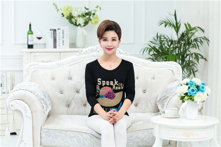 Mới mùa xuân và mùa hè ngắn tay cổ tròn t-shirt nữ phương thức cotton shirt loose mẹ ăn mặc giản dị trung niên áo váy tuổi trung niên
