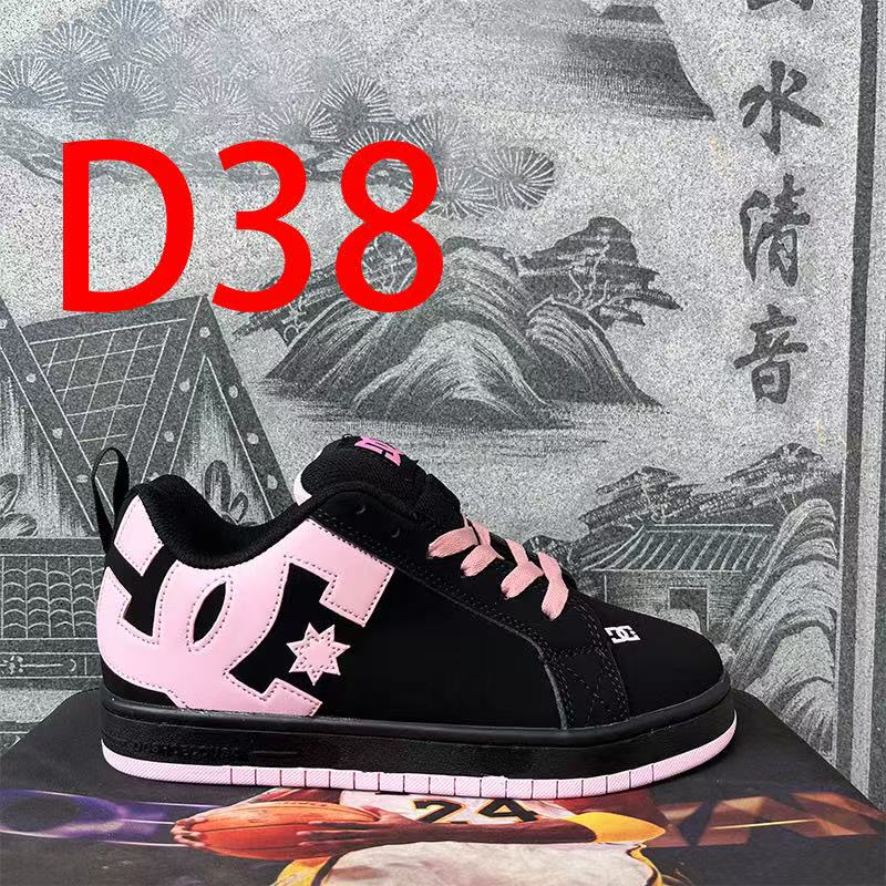Bread Shoes Dc Stag Skateboard Shoes for Men and Women, Wear-Resistant, Shock-Absorbing, Breathable, Sports Suede Leather Anti-Skid Shoes for Men and Women