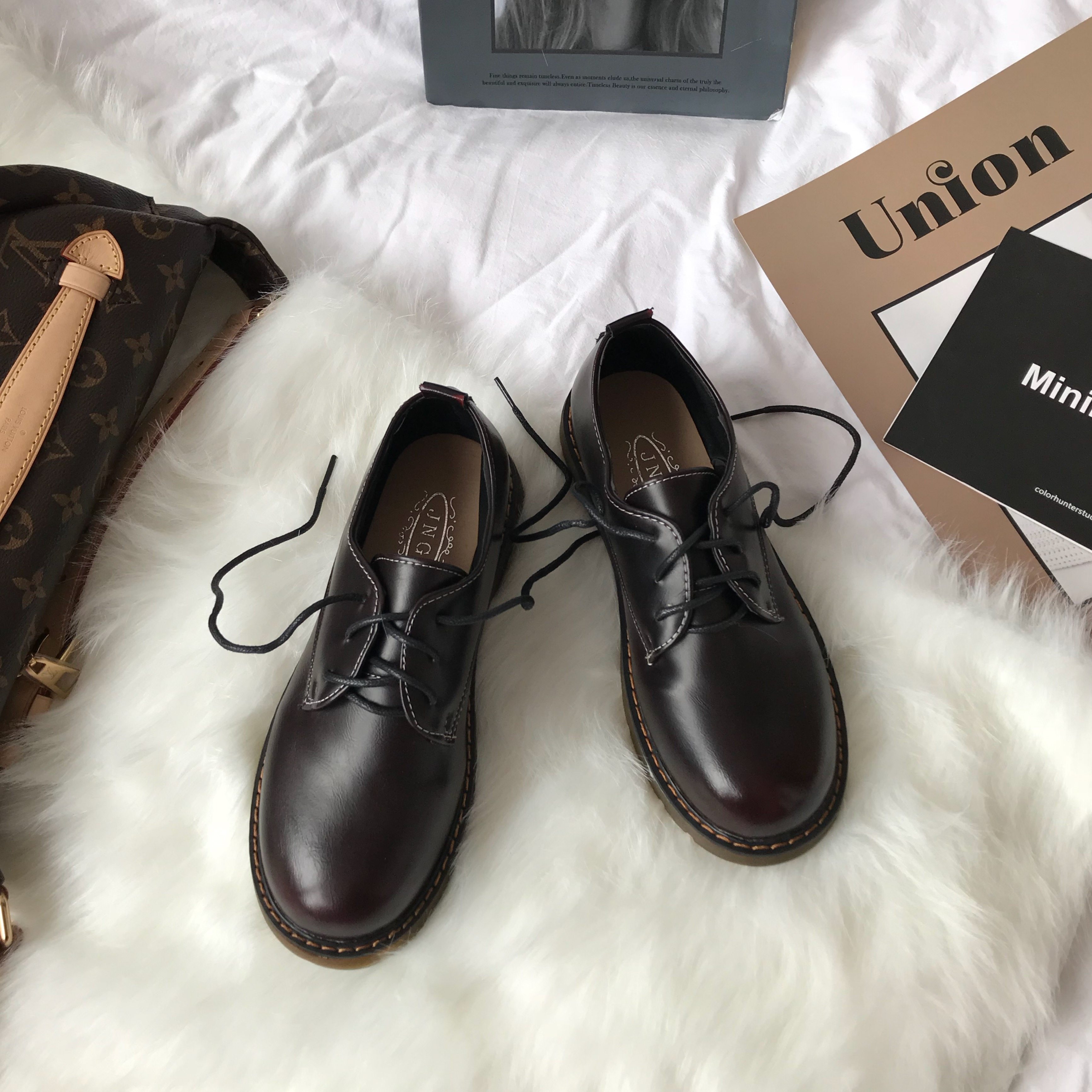 Small sun's Korean version of ins small leather shoes women's shoes 2021 new students Joker English wind Oxford shoes shoes