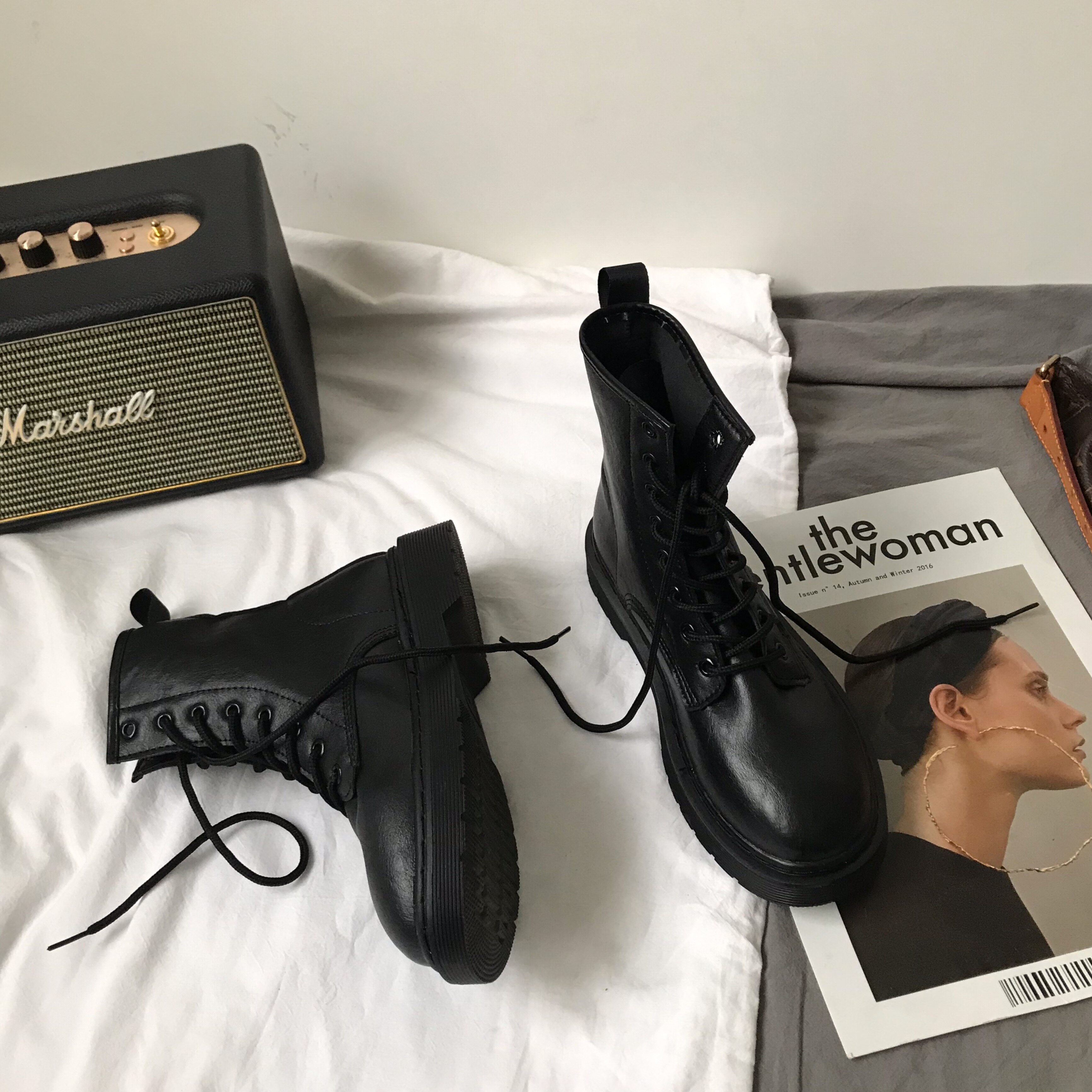 Small sun home Korean soft leather Martin boots female English style 2021 New Street shooting handsome locomotive boots ins tide