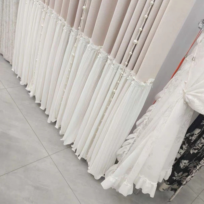 New Style Lace Curtains with Wide Lace Trim, Pearlescent Curtain Skirts, Princess-Style Hem Lace, and Spliced Lace New Style Lace Curtains with Wide Lace Trim, Pearlescent Curtain Skirts, Princess-Style Hem Lace, and Spliced Lace