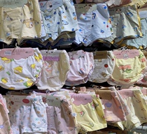 Large middle and small childrens cotton breathable and comfortable inner shorts head