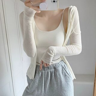 Pure Desire Style Camisole with Built-In Bra Pads, Beautiful Back Design, Sleeveless Top for Outerwear, Summer Short Sports White Tank Top