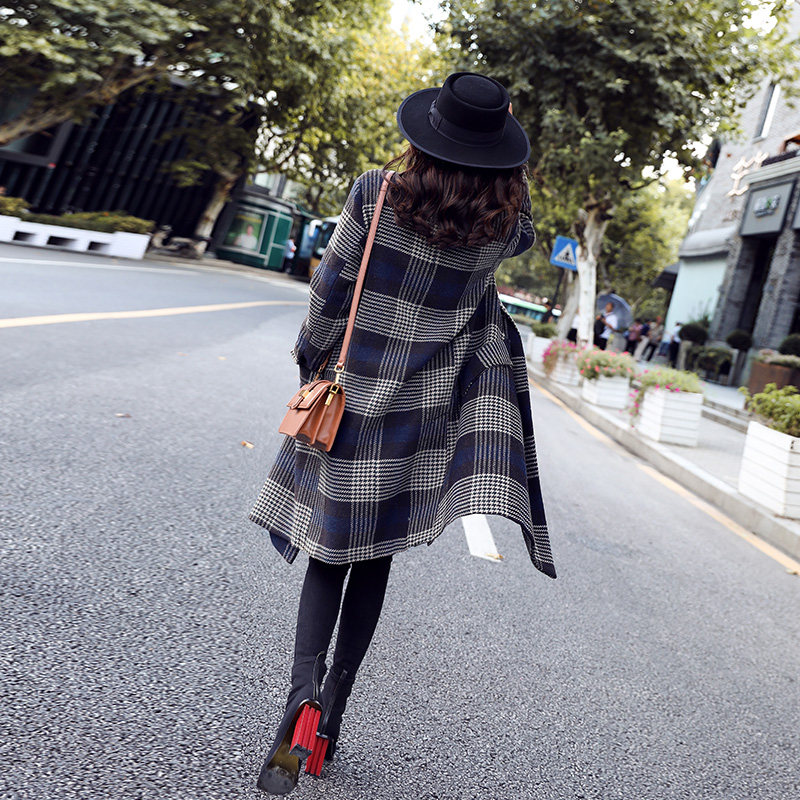 Anti-season halal fur coats women in the middle of a long version Korean version 2020 autumn Winter Hepburn Pop Plaid of the Giant Coat