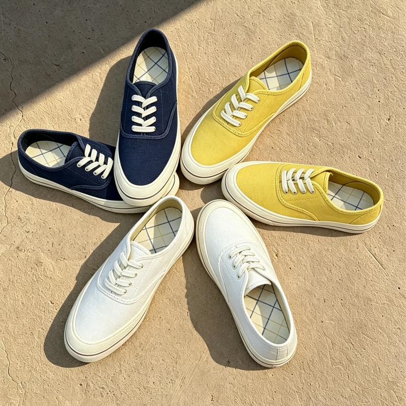 Very Stylish~ 2026 New Lp Canvas Shoes for Women, Old Money Style, Thick-Soled, Lace-Up, Versatile, Sporty Casual White Shoes