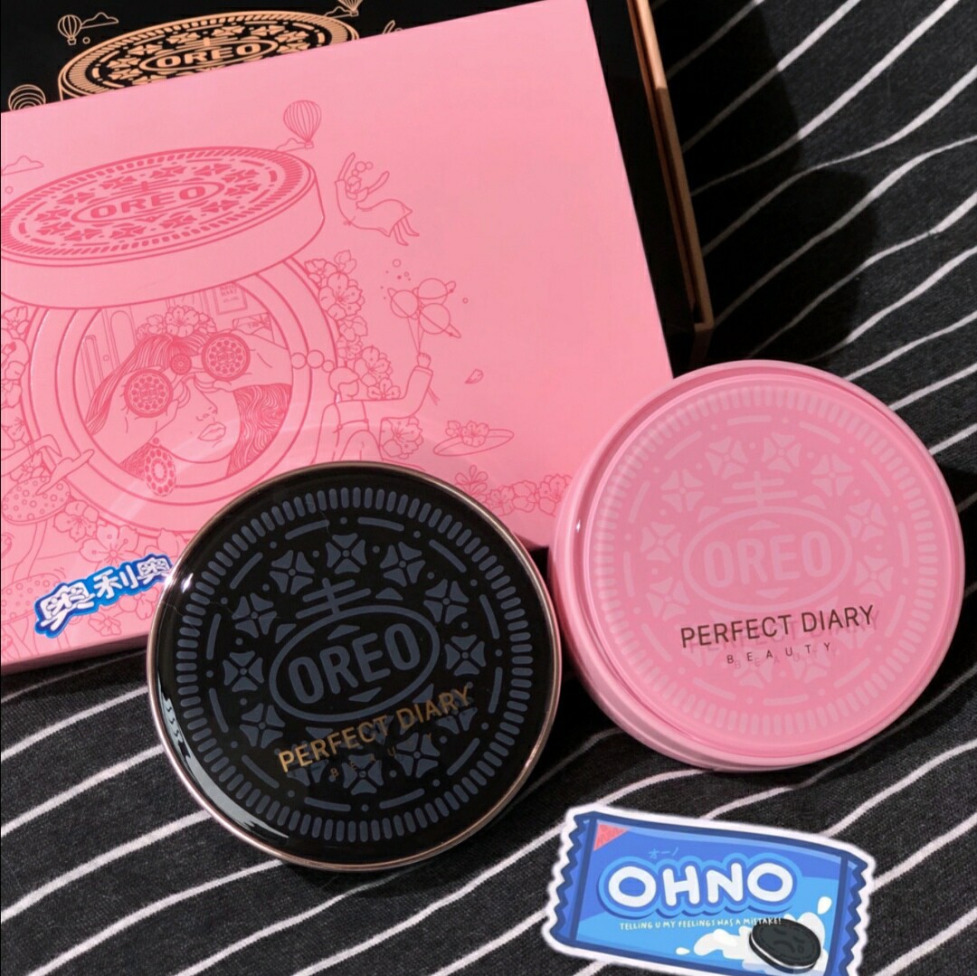 Perfect Diary Small Silver Mirror Air Cushion Concealer BB Cream Moisturizing Long-lasting No Makeup Milk Muscle Foundation for Oily Skin