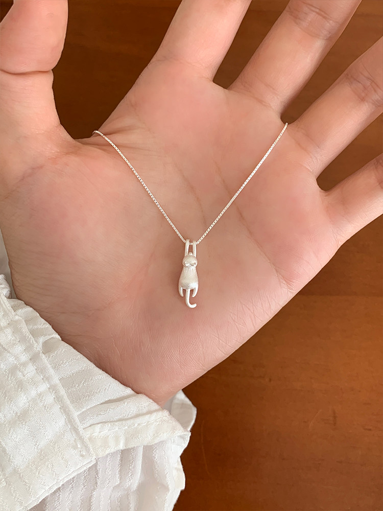 S999 Pure Silver Small Pendant Cat Necklace, High-End Light Luxury Niche 2026, Very Beautiful Clavicle Chain Silver Jewelry