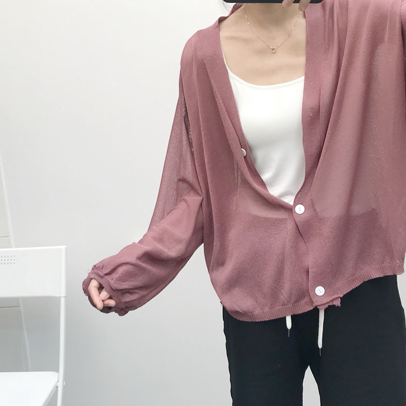 Pico đèn lồng tay áo khí băng lụa đan màu rắn V-Cổ nữ mùa hè mới dài tay cardigan áo sơ mi quần áo chống nắng điều hòa không khí áo sơ mi áo khoác len nữ dày