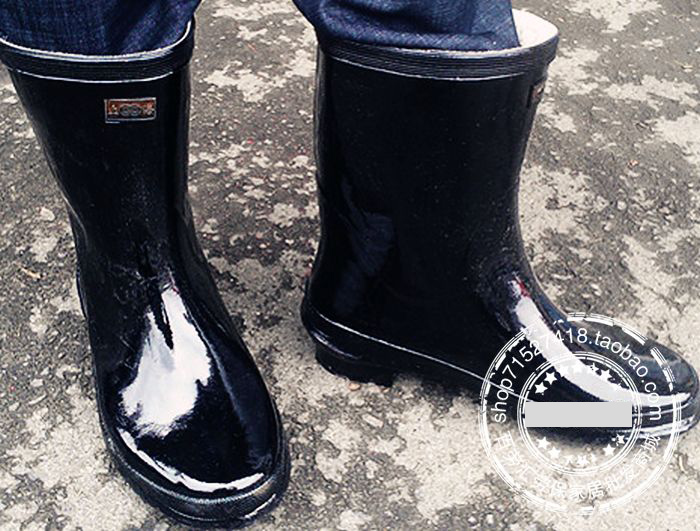 Male And Female Style Moderate Rain Boots Midway Rain Boots Rubber Rain Boots Non acid-resistant Rain Shoes