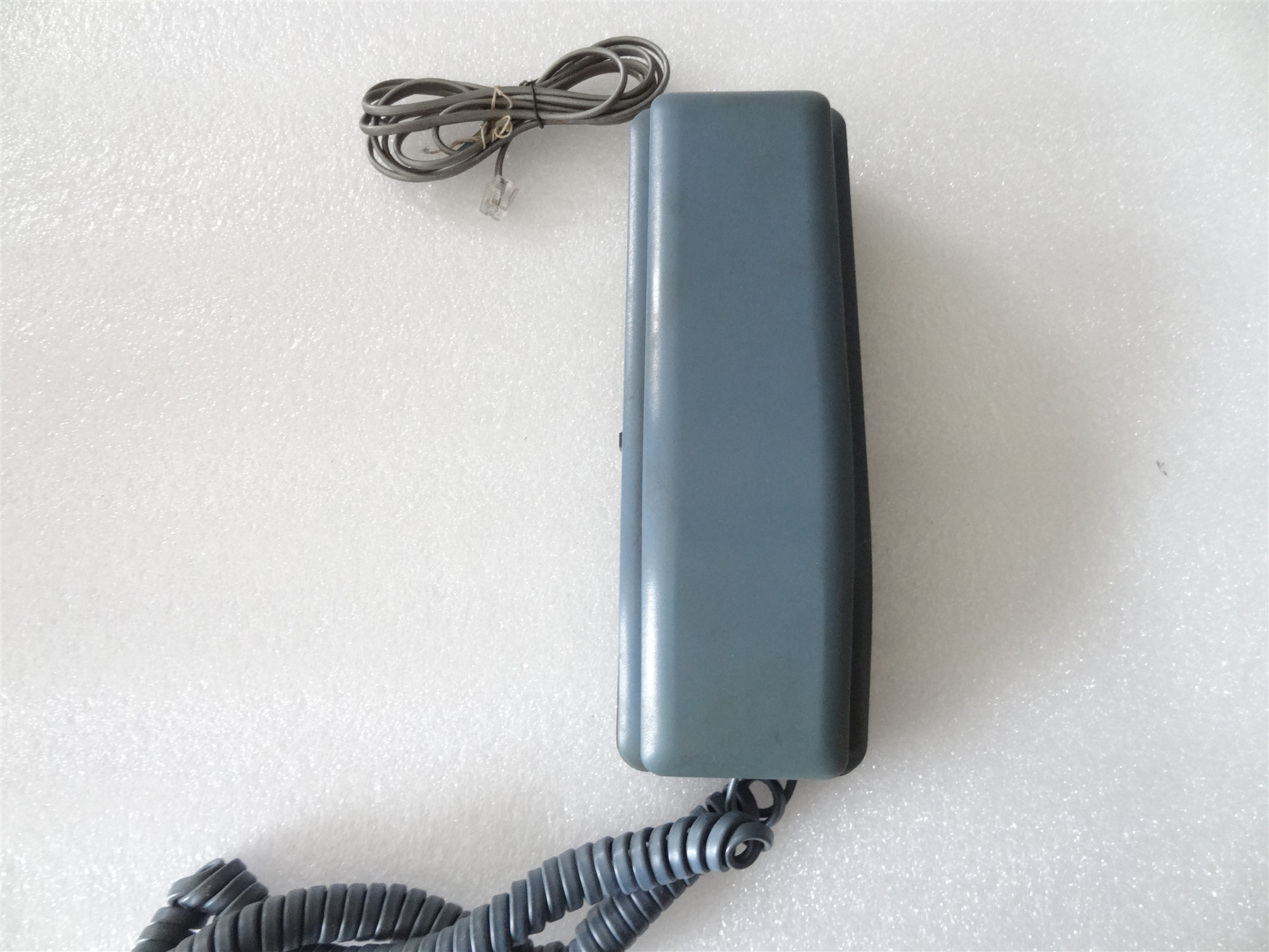 Boutique American button-type old telephone