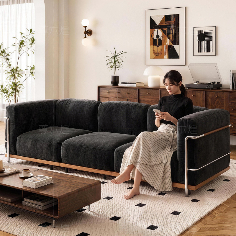 Retro Light French-Style Cherry Wood Sofa, Chenille Fabric Sofa, Mid-Century Bauhaus Style, Small Apartment Straight-Row Sofa Retro Light French-Style Cherry Wood Sofa, Chenille Fabric Sofa, Mid-Century Bauhaus Style, Small Apartment Straight-Row Sofa