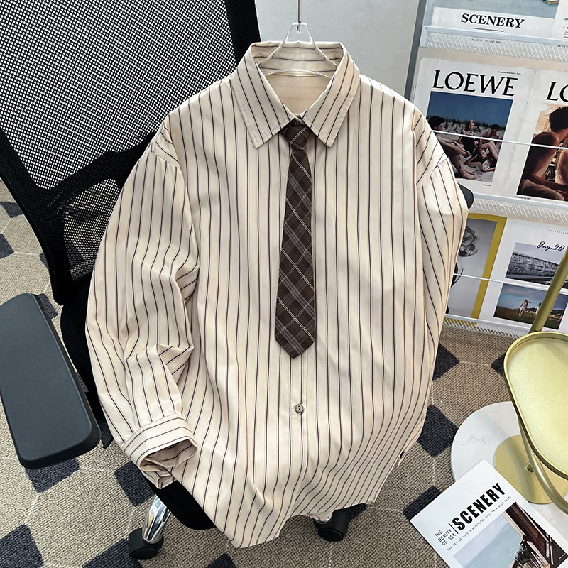 Japanese Retro Striped Shirt Jacket for Men, Loose Fit, Cool Long-Sleeve Shirt, Spring and Autumn Design with Tie Top Japanese Retro Striped Shirt Jacket for Men, Loose Fit, Cool Long-Sleeve Shirt, Spring and Autumn Design with Tie Top