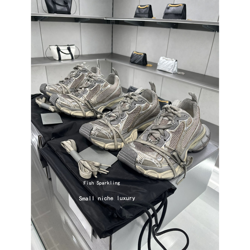 【Fish Shining】A Must-Have! 26S New Paris Thick-Soled Dad Sneakers for Women, Vintage Distressed Sneakers