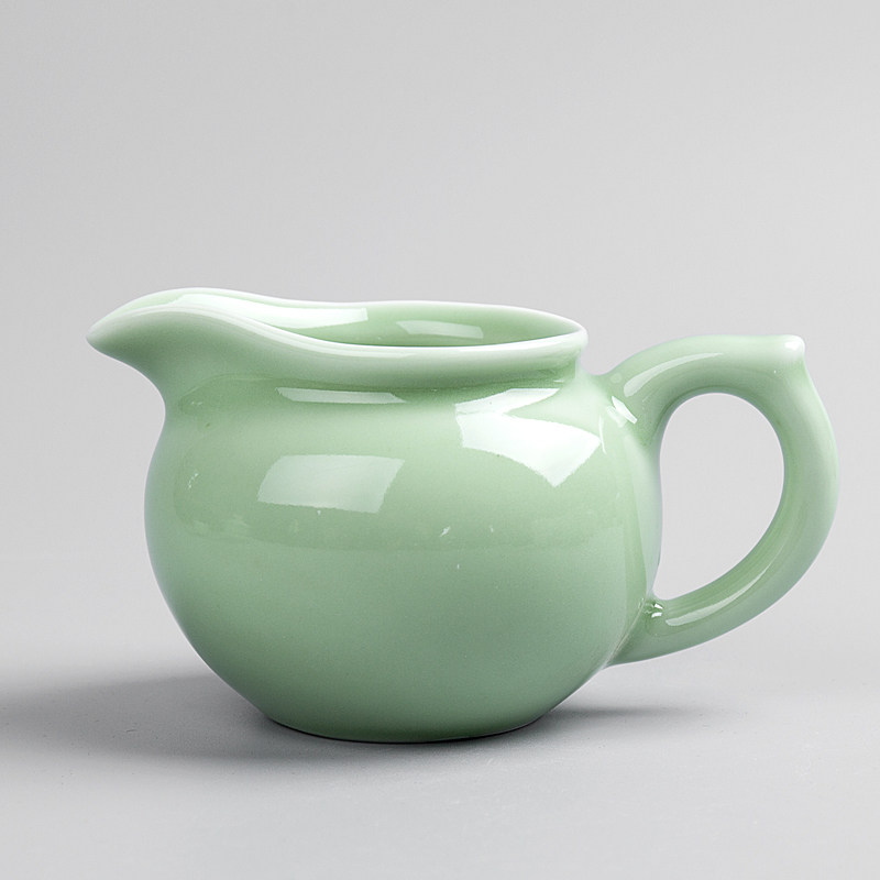 Justice Cup Gongfu tea with green porcelain sub-tea ware tea sea public cup ceramic single-taster zero-matched carp mother cup-Taobao