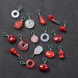 Натуральный кварц, защитный амулет, пряжка, агатовый красный кролик, кольцо, цвета киновари