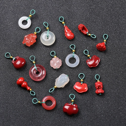 Натуральный кварц, защитный амулет, пряжка, агатовый красный кролик, кольцо, цвета киновари