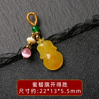 Пчелиный воск сразу же берется за дело