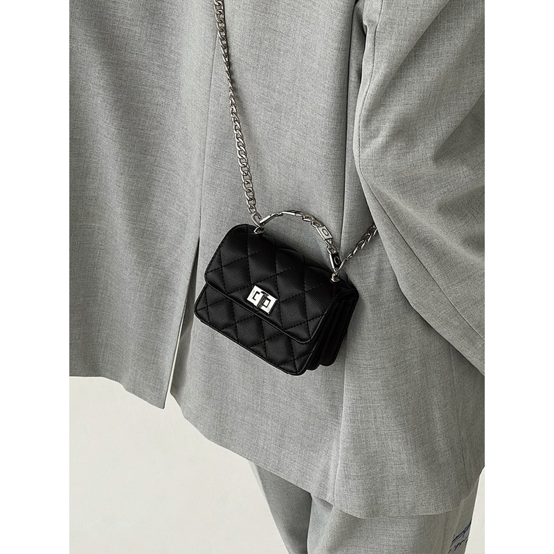 Xiaorui Pretty Bag Mini Lipstick Bag Chanel-Style Quilted Chain Bag Women's Bag 2026 New Crossbody Earphone Bag Xiaorui Pretty Bag Mini Lipstick Bag Chanel-Style Quilted Chain Bag Women's Bag 2026 New Crossbody Earphone Bag