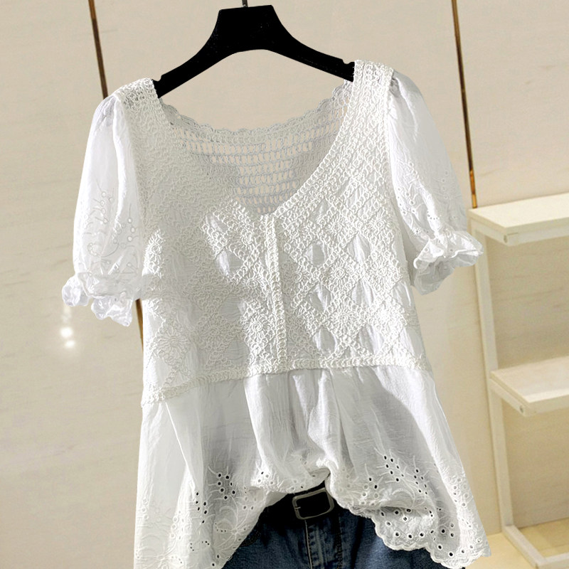 Small crowddesign sense T-shirt chic retro summer new V lead lace hook flower hollowed-out short sleeve blouses women dolls