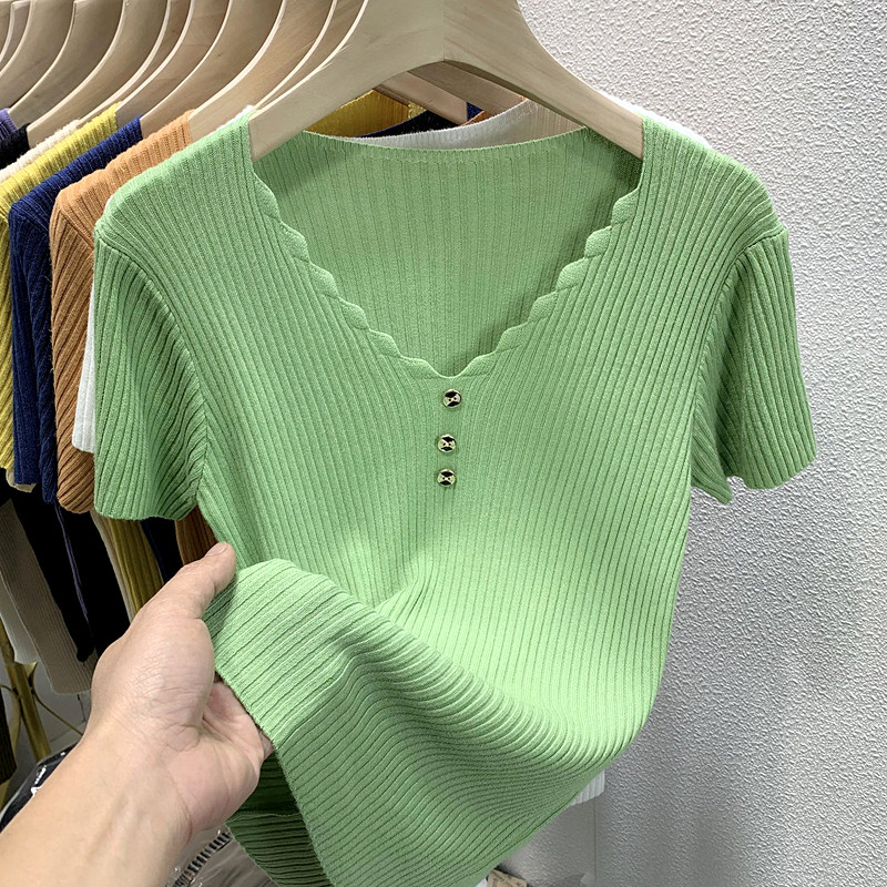 Short sleeve blouse in 2022 new spring and summer wear V - collar wearing thin wearing T - shirt