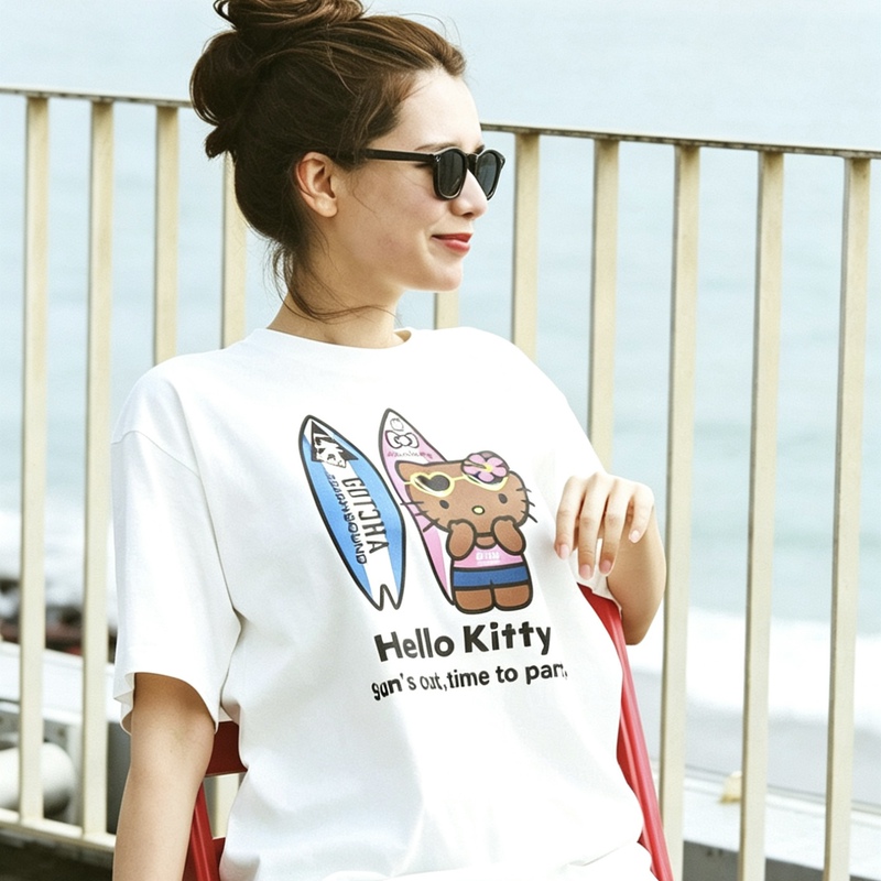 Hello Kitty Black Leather Kitty Cat Collaboration Gotcha New Style Unisex Couple American Retro Short-Sleeve T-Shirt