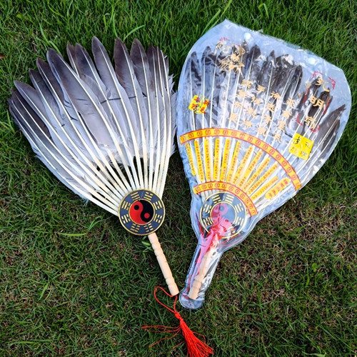 Ethnic Artisanal Natural Busgrass Woven Busfan Ancient Wind and Goose Feathers fans Gominin fan Performance Han Conqueror Summer Nasha