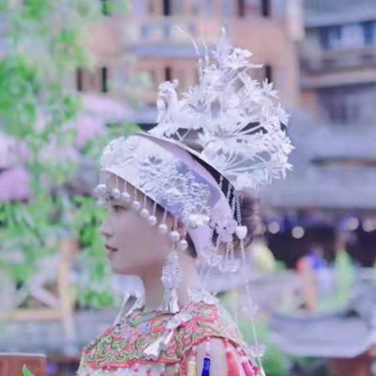 2021 New Xiangxi Minority Miao Headdress Silver Hat National Stage Performance Wearing Silver Collar