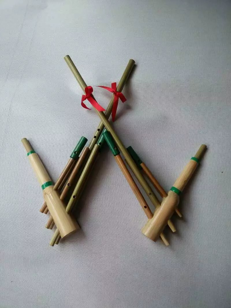 National musical instrument Reed ornaments, ornaments, hotel decorations, ornaments, wall ornaments, wall ornaments, small Lusheng