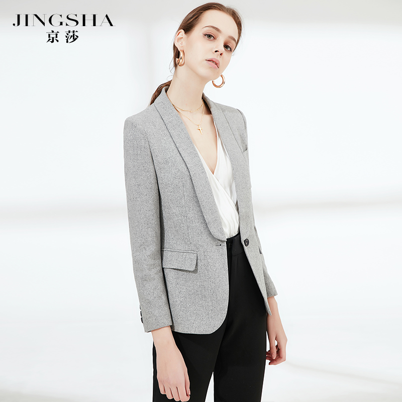 Jingsha xám len nhỏ phụ nữ phù hợp với mùa xuân 2020 áo khoác mới mỏng váy thời trang giản dị