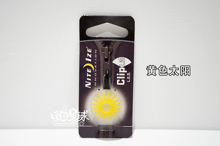 Niteize nai tình yêu đêm con chó LED ánh sáng con chó vật nuôi mặt dây chuyền chống mất con chó mặt dây chó ánh sáng - Cat / Dog hàng ngày Neccessities bình nước tự động cho chó