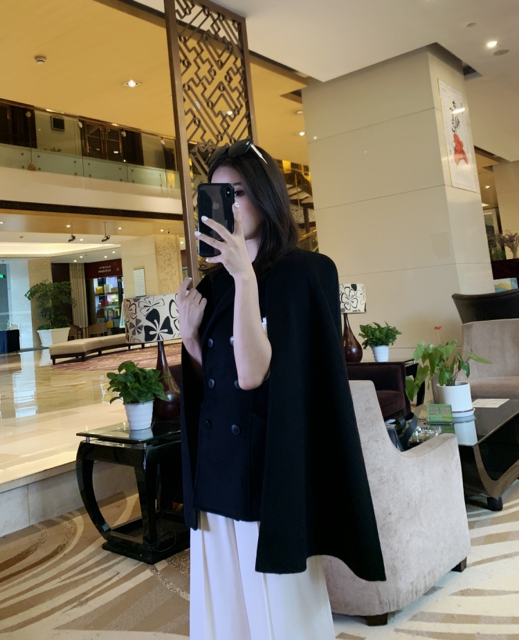 Fashion is an attitude inadvertently flowing in life~~ Removable double-sided cashmere cape coat for women