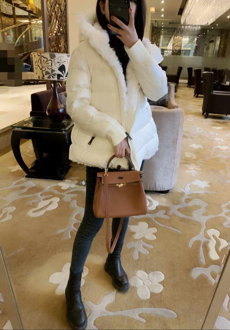 Lamb wool ultra warm fashion with temperature ~ short version down coat female little guy 2022 Winter