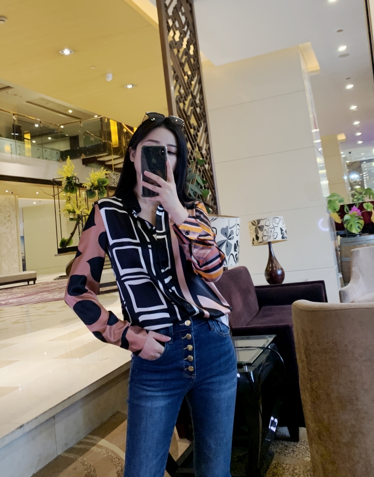 Stunning beauty Low-key atmosphere silk shirt Women's long-sleeved mulberry silk high-end big-name shirt