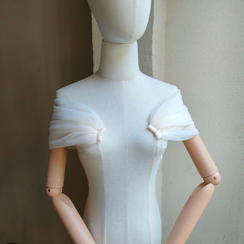 Strapless Wedding Dress Bridesmaid Dress Accessory Arm-Covering Capelet Shawl Soft Gauze Gentle Solid Color Tulle