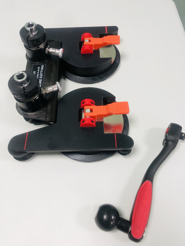Easy-To-Use Car Glass Removal Tool, Winch for Single-Person Operation Easy-To-Use Car Glass Removal Tool, Winch for Single-Person Operation