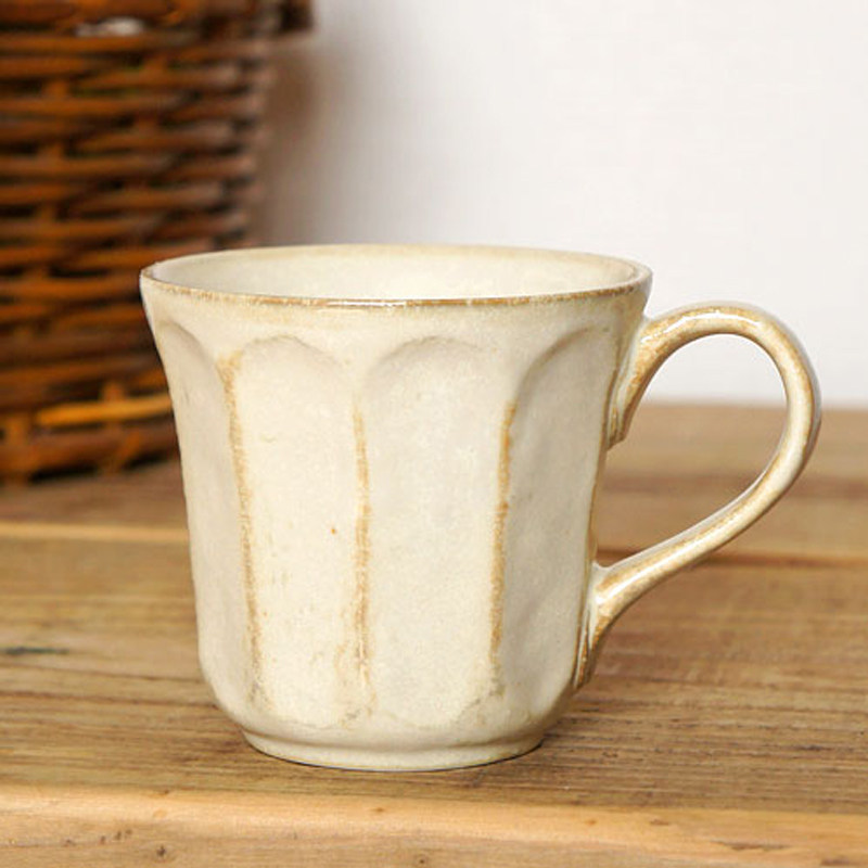 Japanese Original Imported Small Soldier Kilns Lotus Series White Powder Citation Antique Handle Mark Cup Coffee Cup Cup Cup