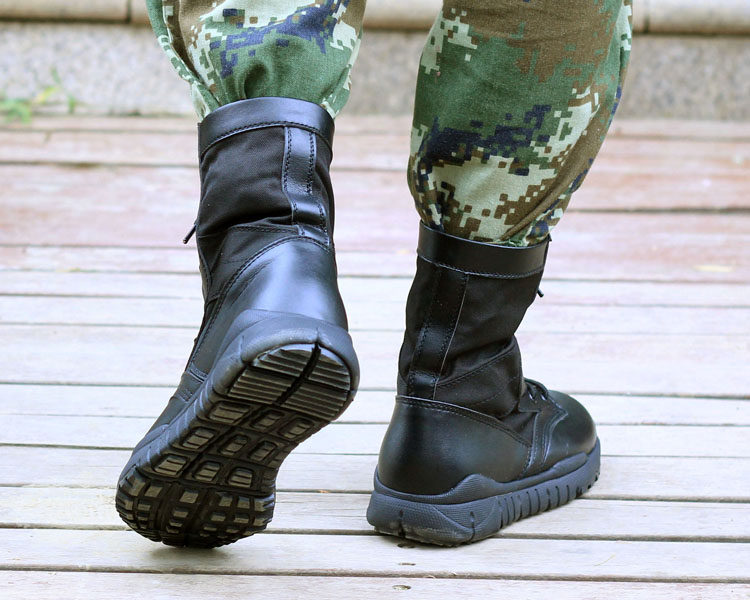 Bottes militaires C.Q.B - lumière - Ref 1397664 Image 25