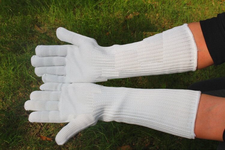 Long-sleeved anti-cut anti-knife-cut gloves sleeve protection sleeve extension bag steel wire gloves slaughter meat steel glass metal processing